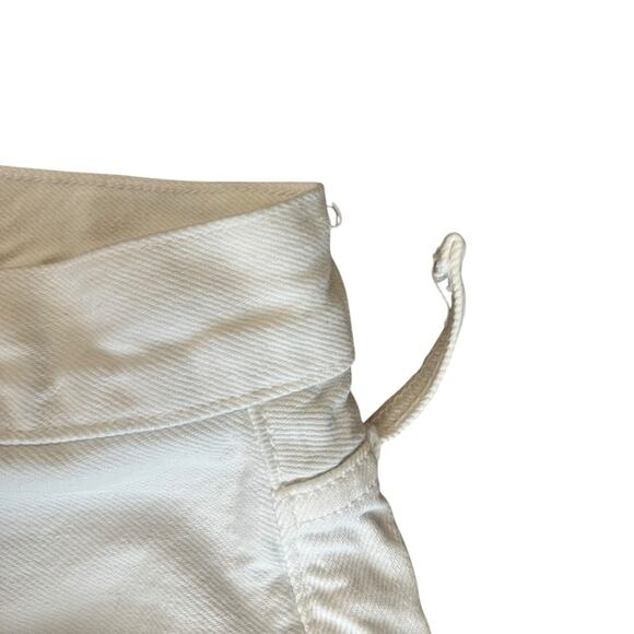 Agolde Revolve Women’s Parker Denim Shorts in White Repose Raw Hem Size 28 - Picture 11 of 14